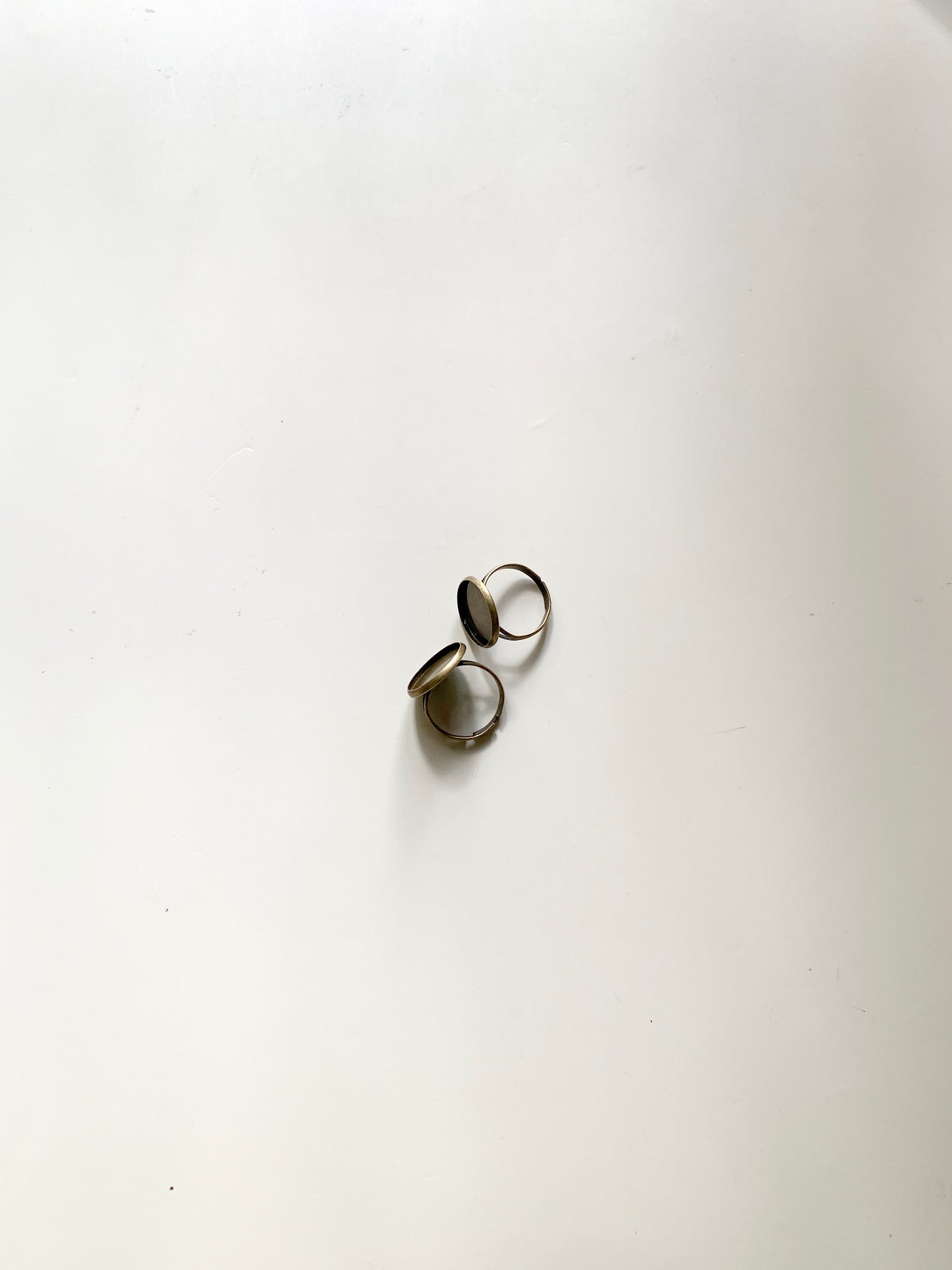 Finger ring base 3