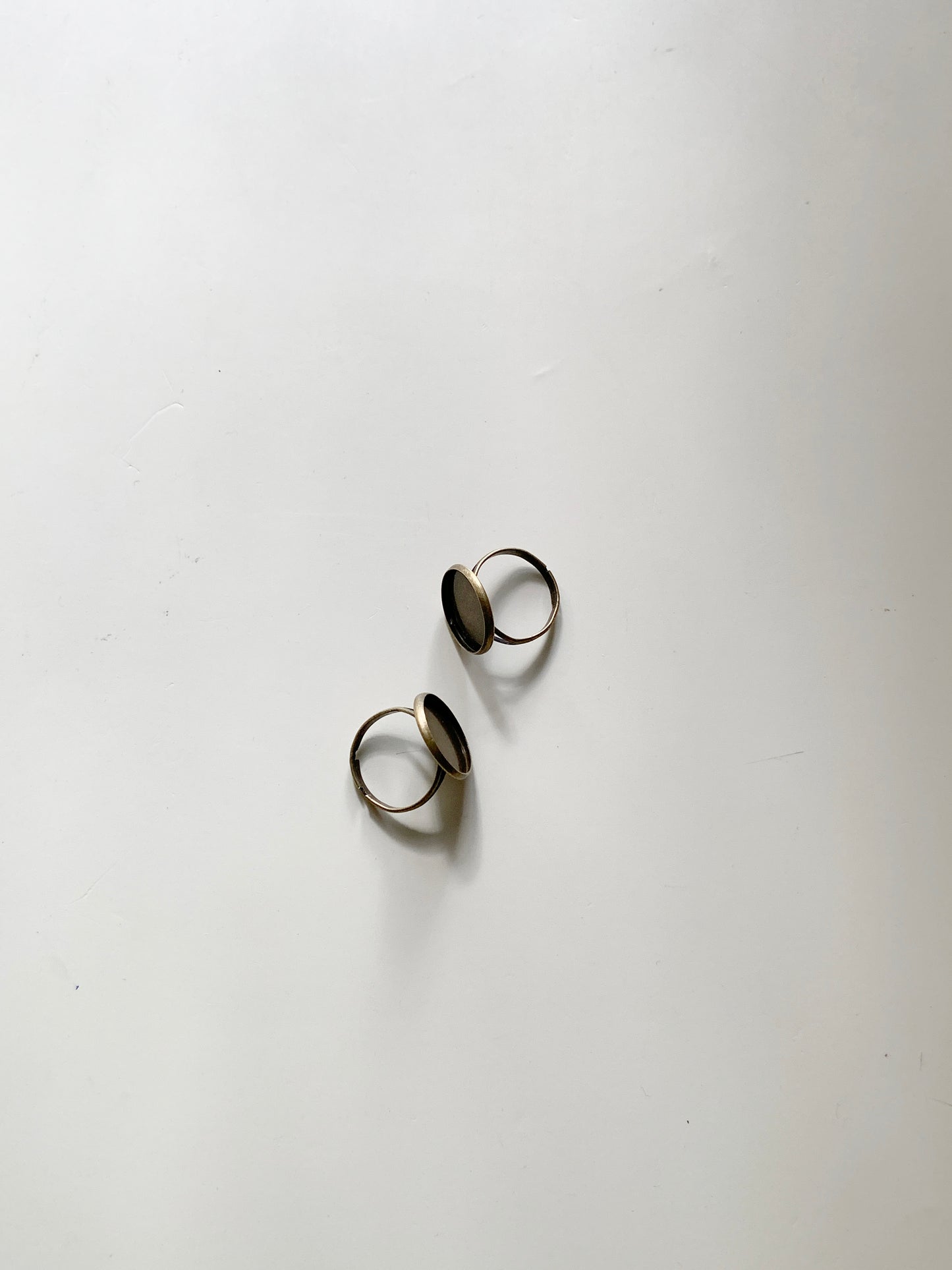 Finger ring base 3
