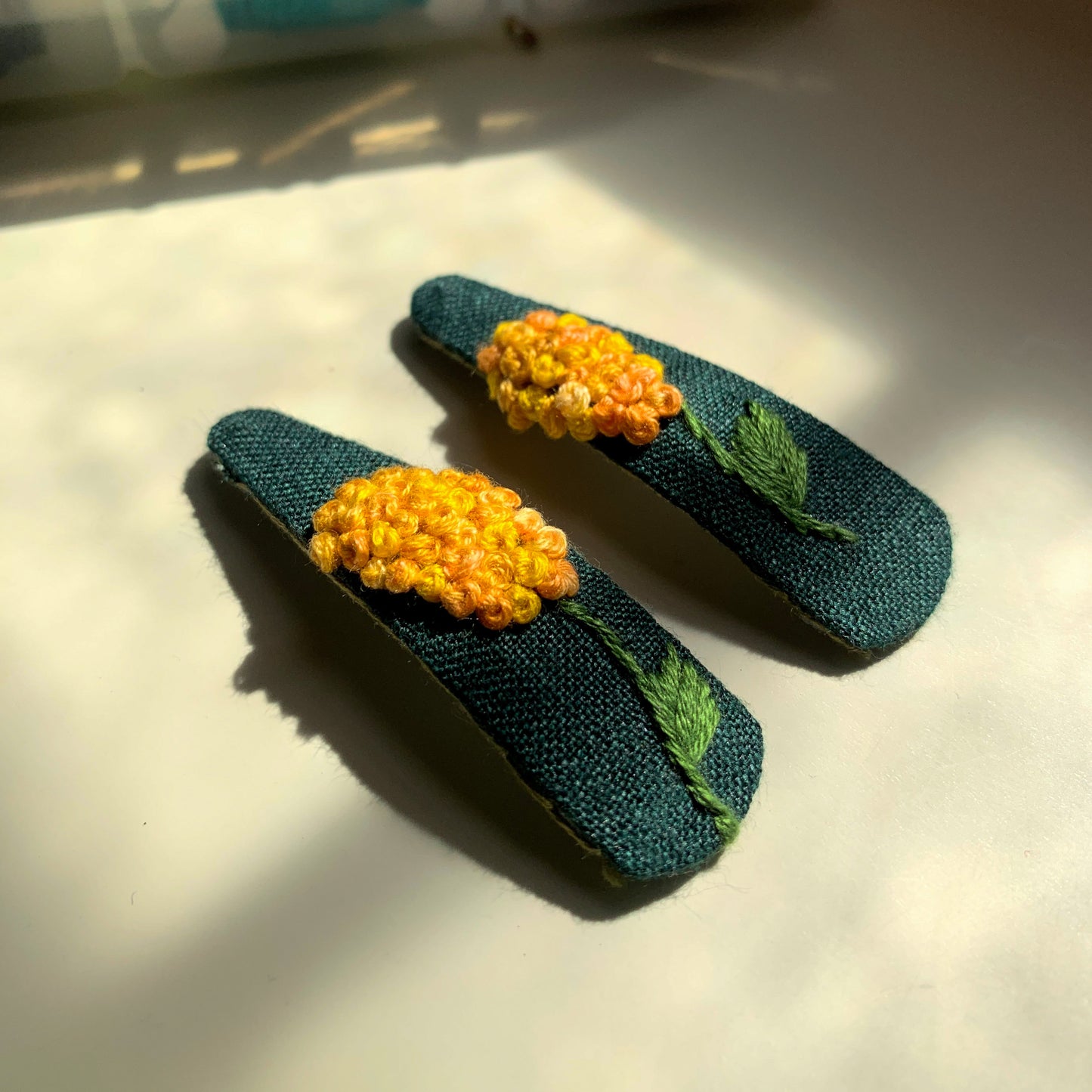 Golden Knots Hairclip