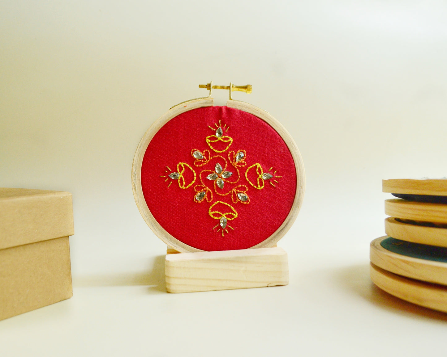 Rangoli Sparkle - 4” (Red)