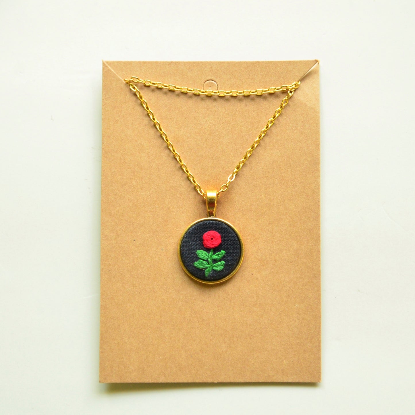 Ringa Ringa Rose Necklace