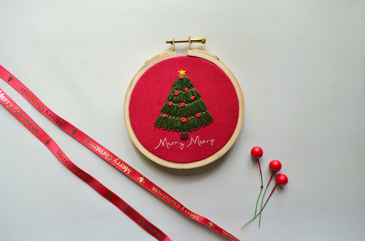 Set of 10 Merry Merry - 4” Ornament