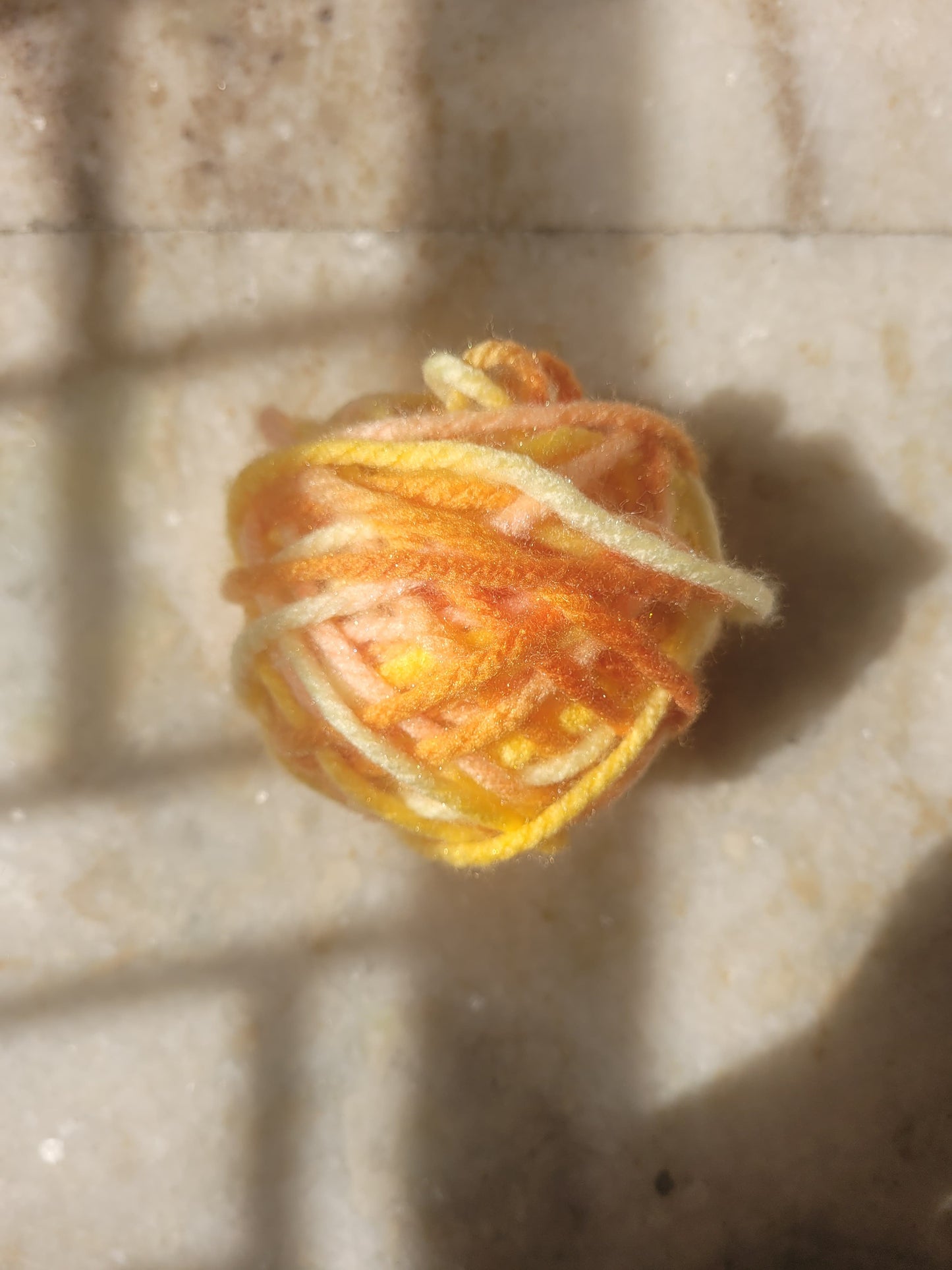 Yarn Ball - Orange Ombre