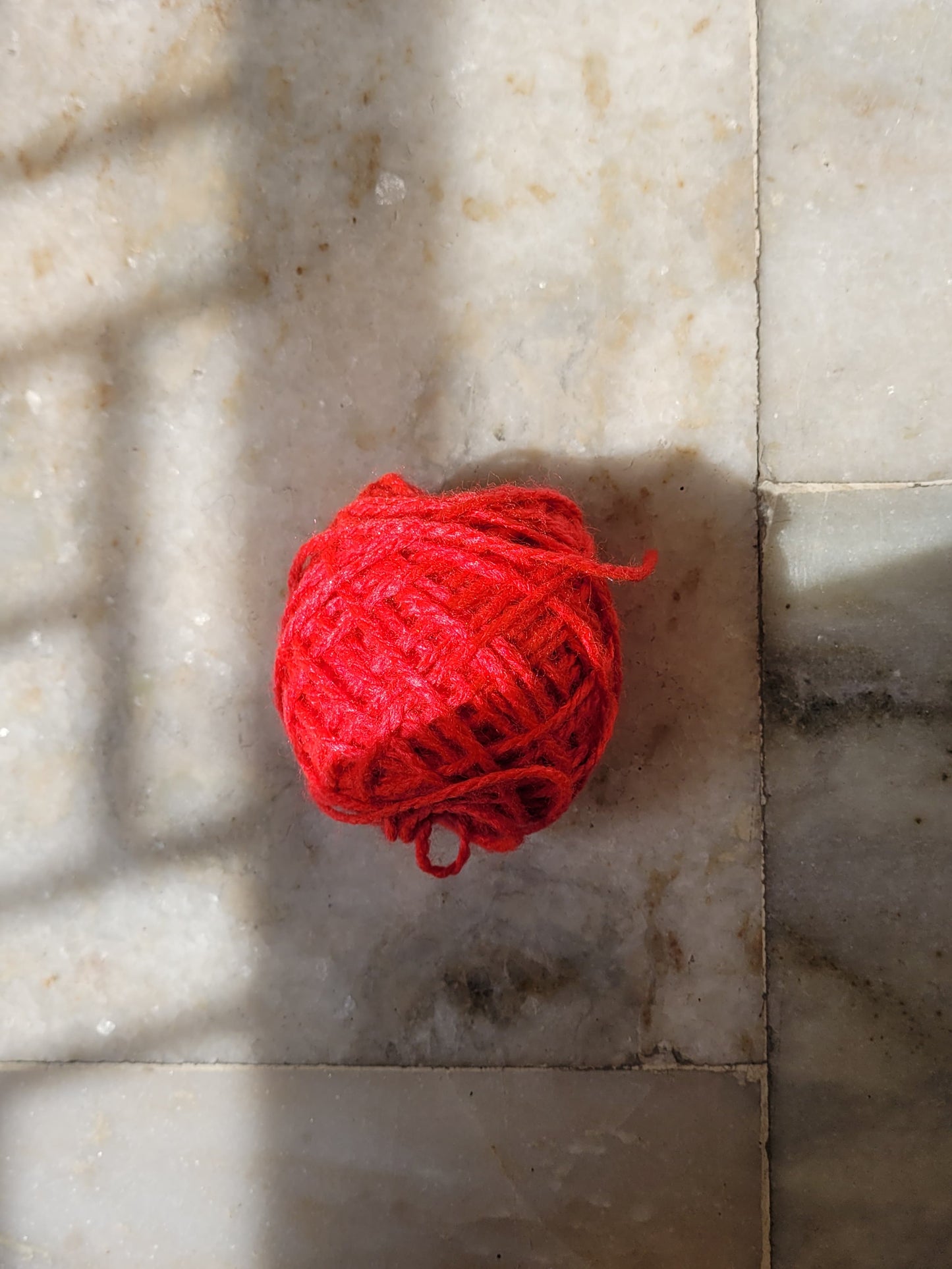 Yarn Ball - Red