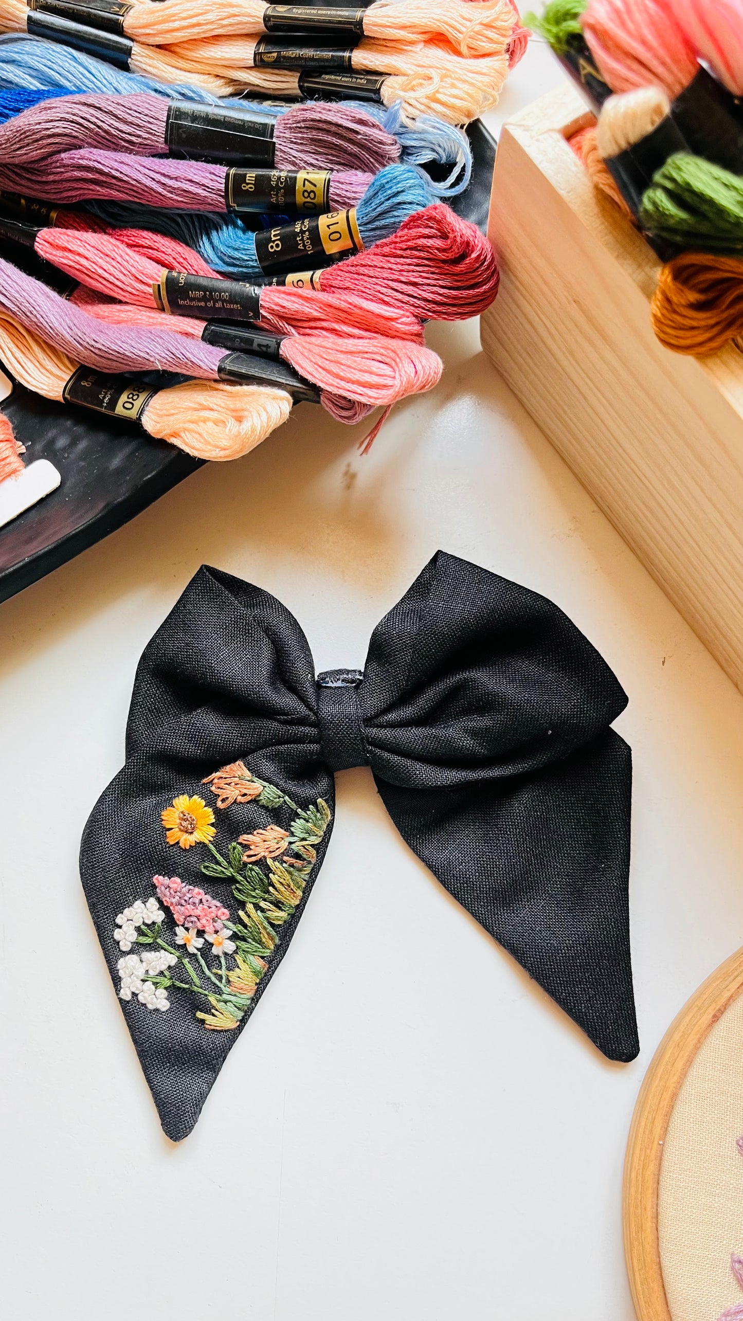 Wildflower knot hairbow