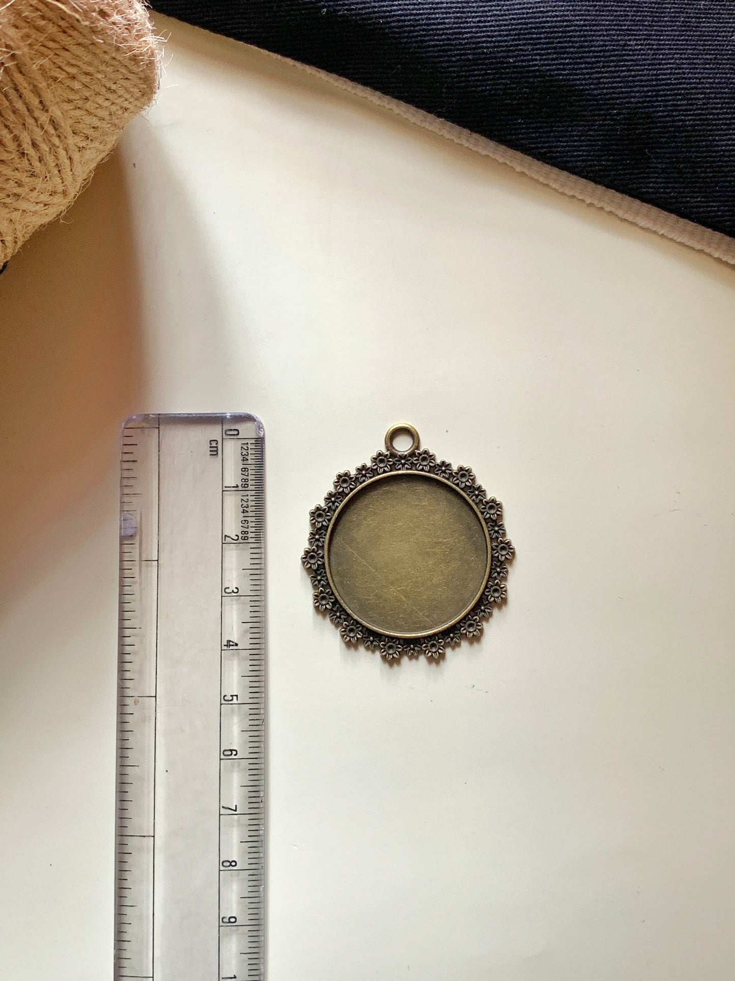 Antique Pendant Base 11
