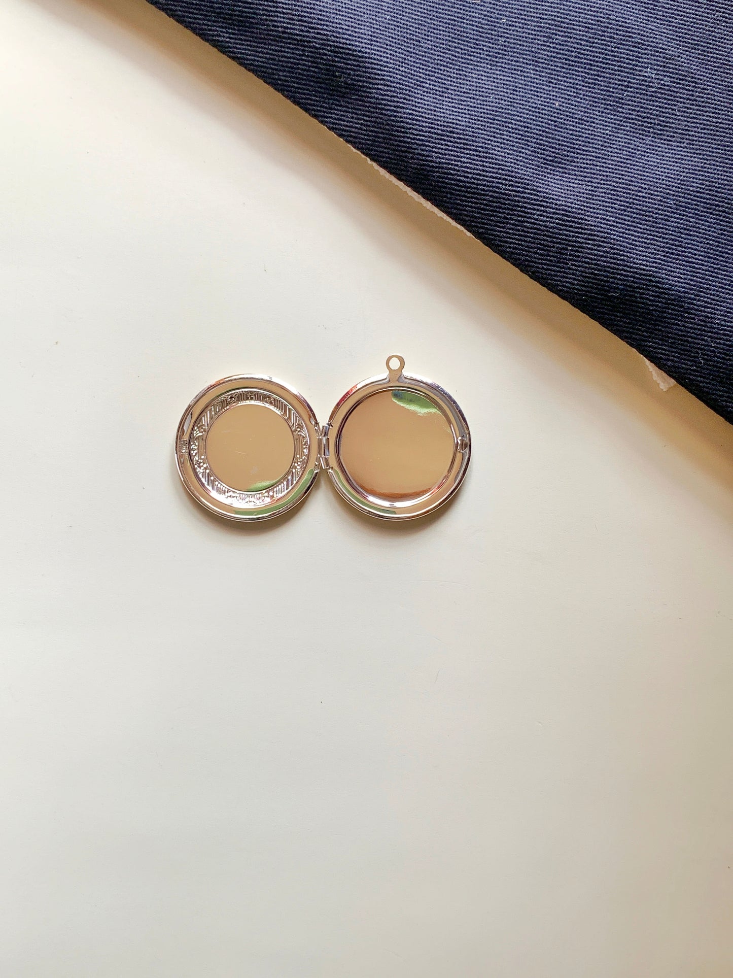 Openable Pendant Silver