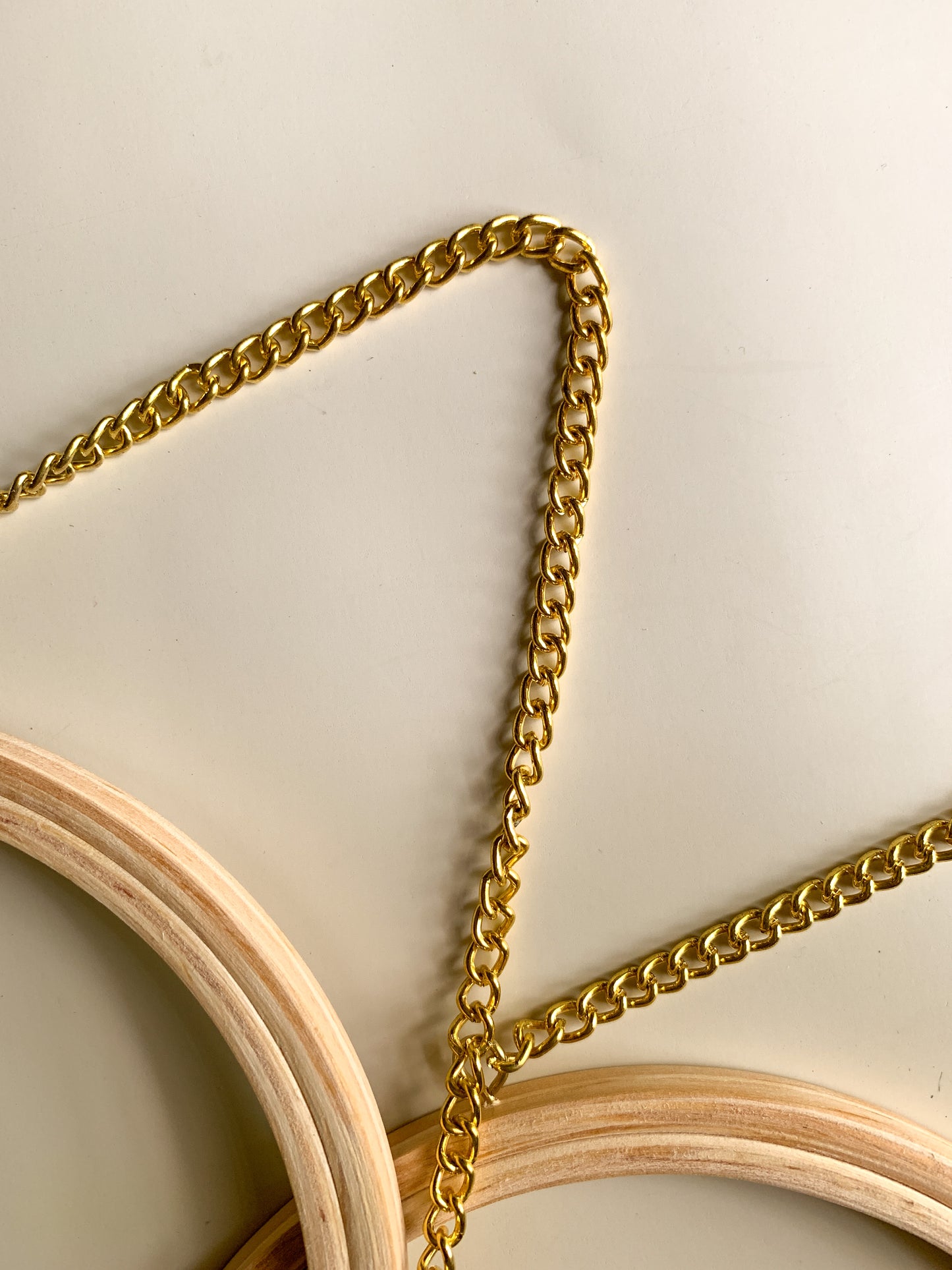 Hoop with Chain