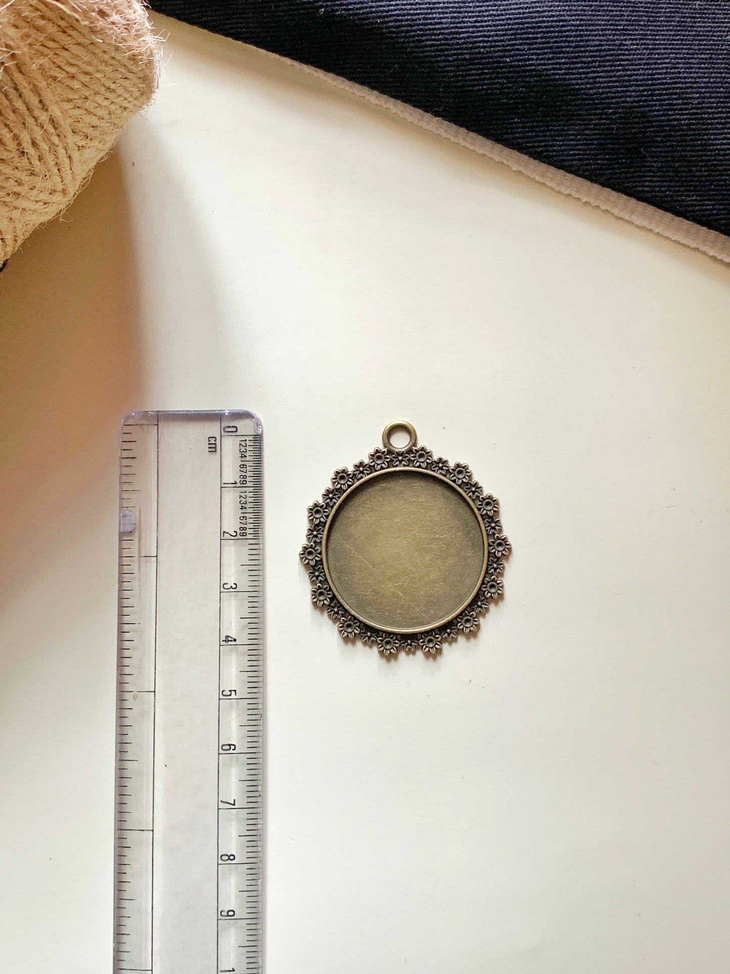 Antique Pendant Base 11