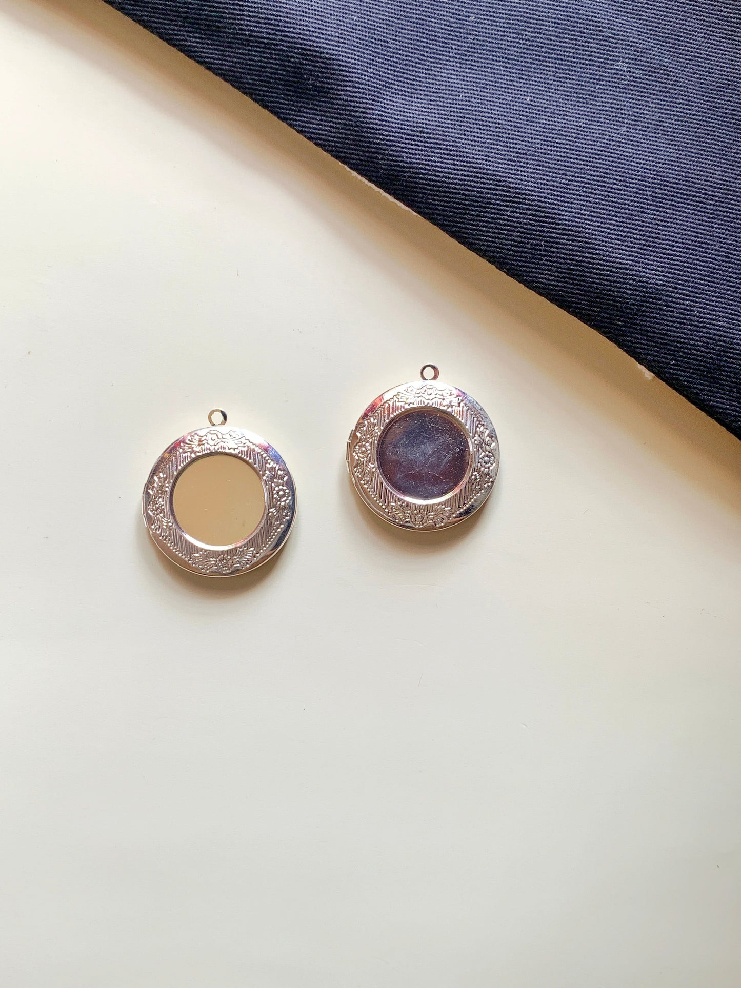 Openable Pendant Silver