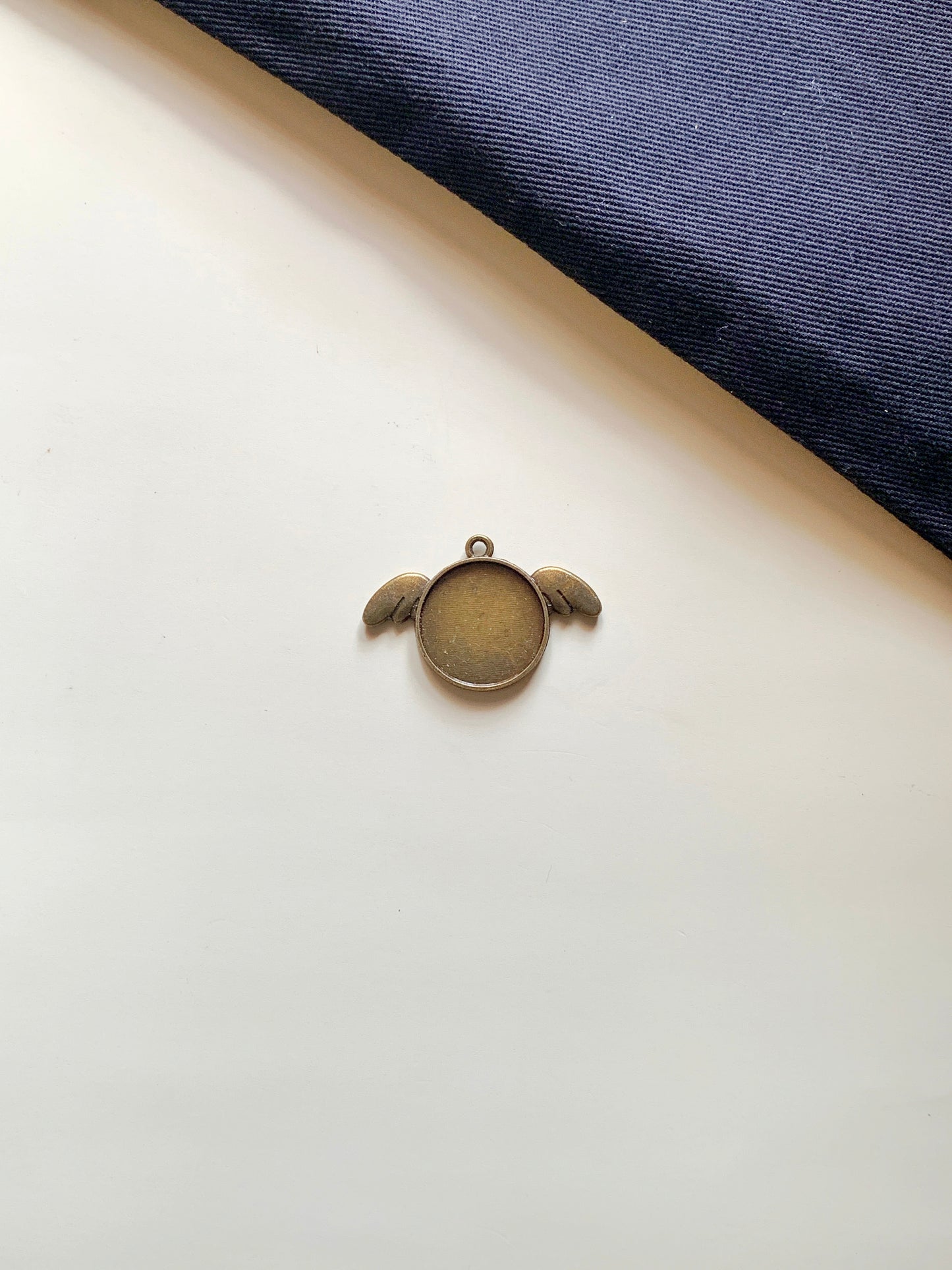 Antique Pendant Base 14