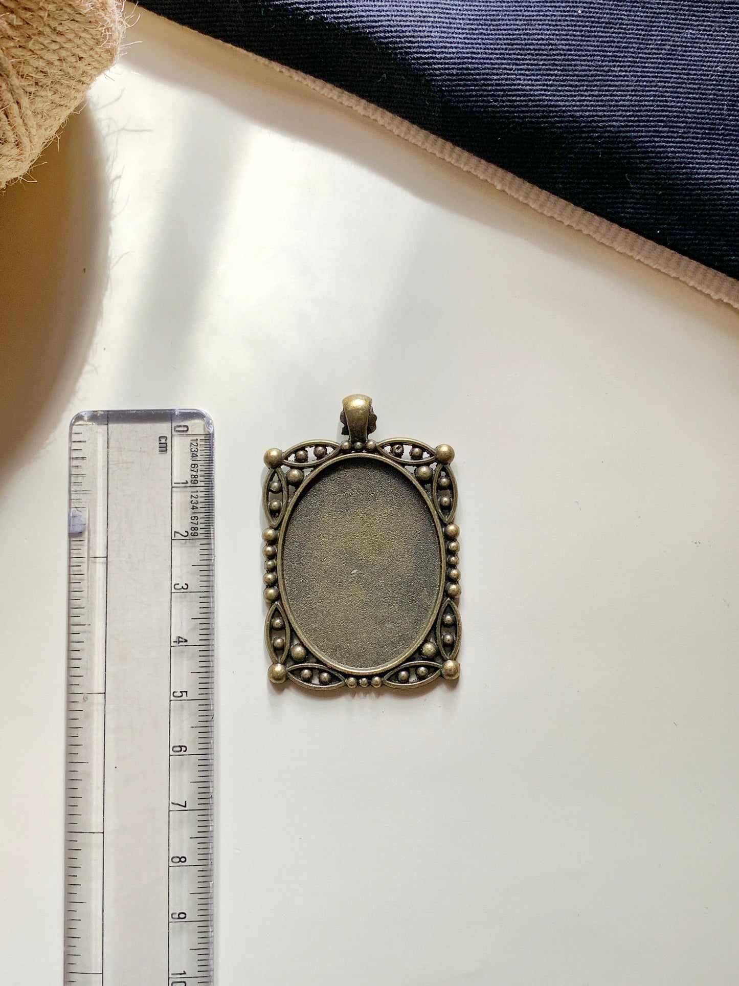 Antique Pendant Base 7