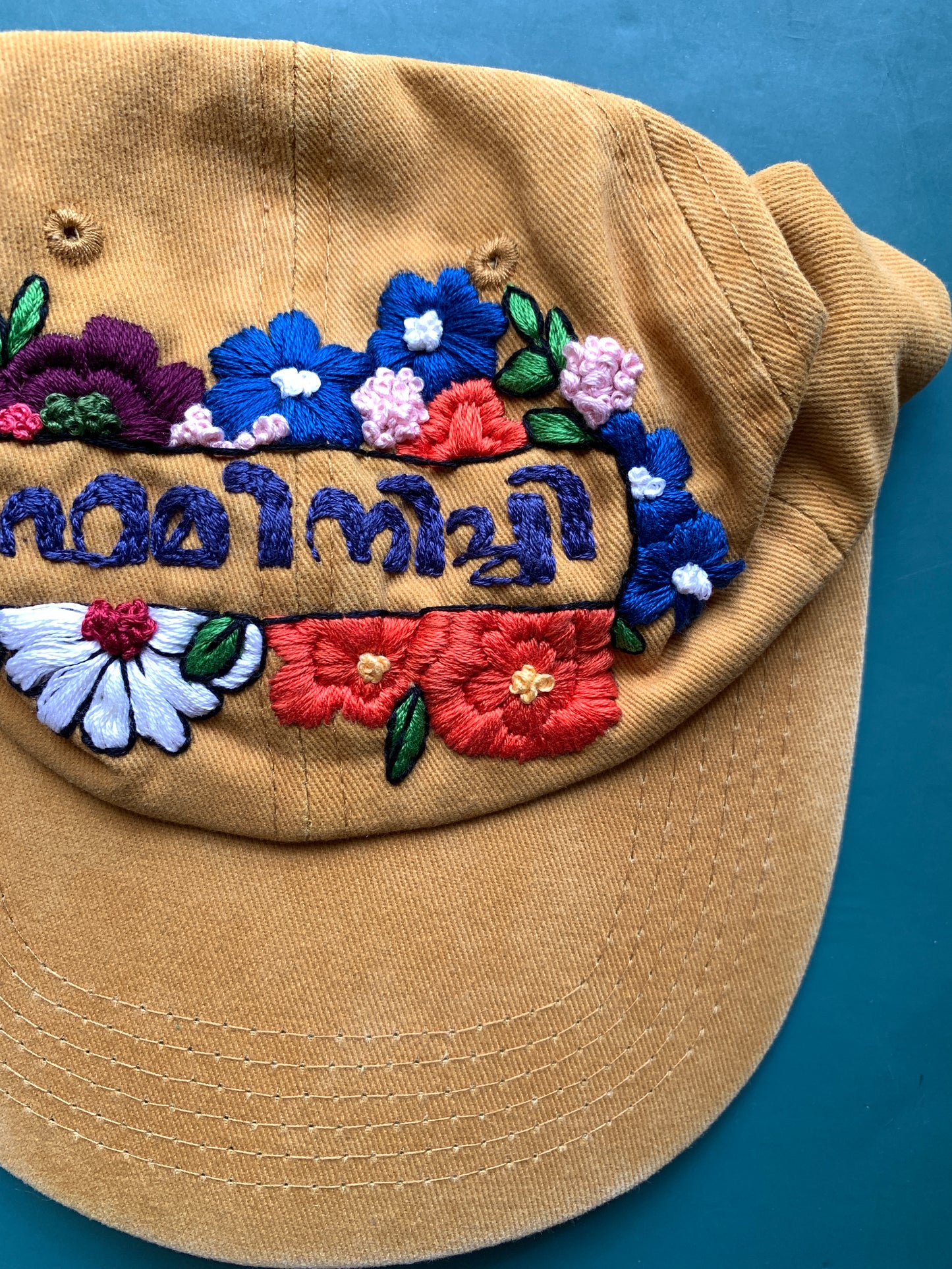 Feminichi Cap