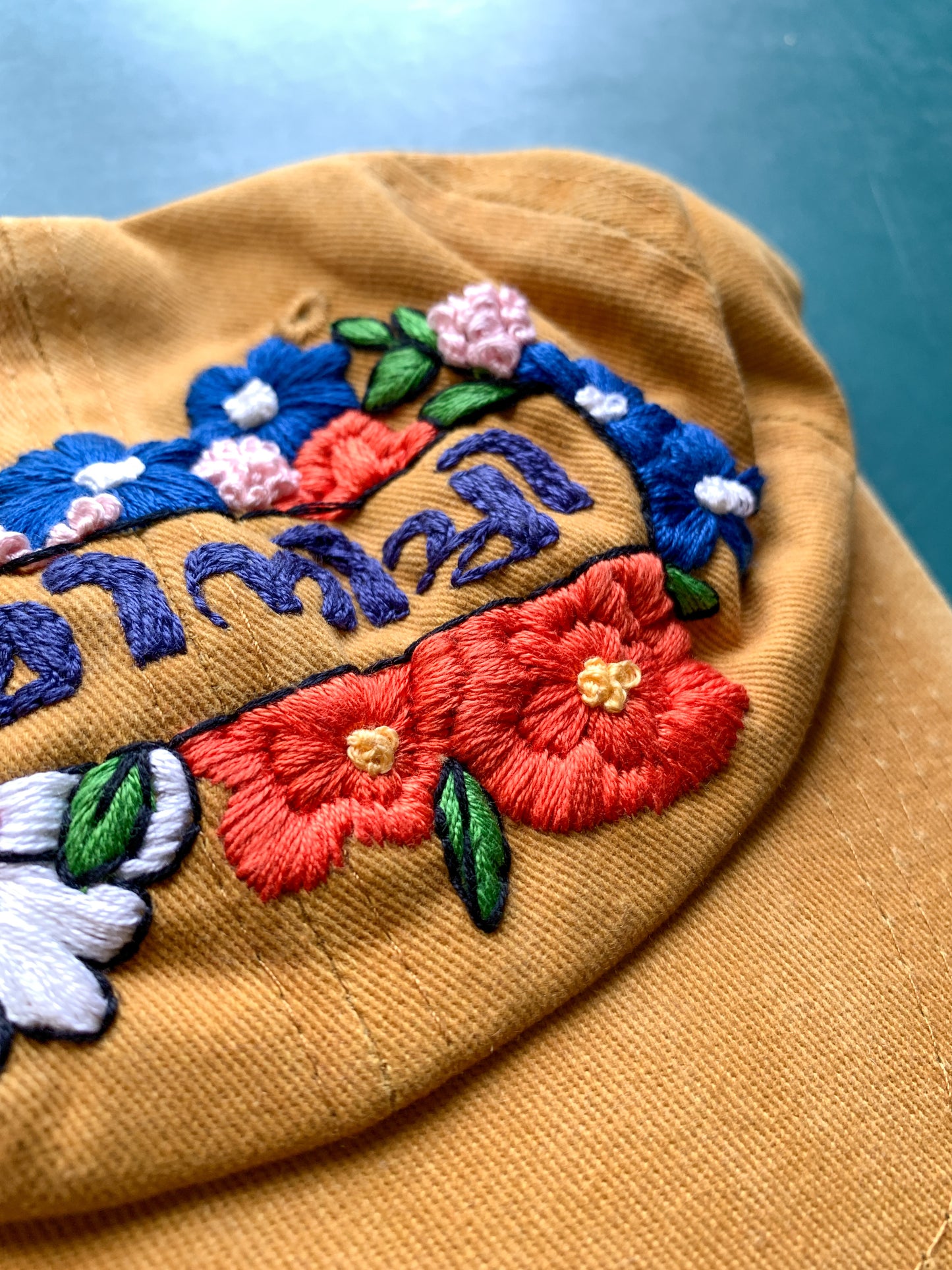 Feminichi Cap