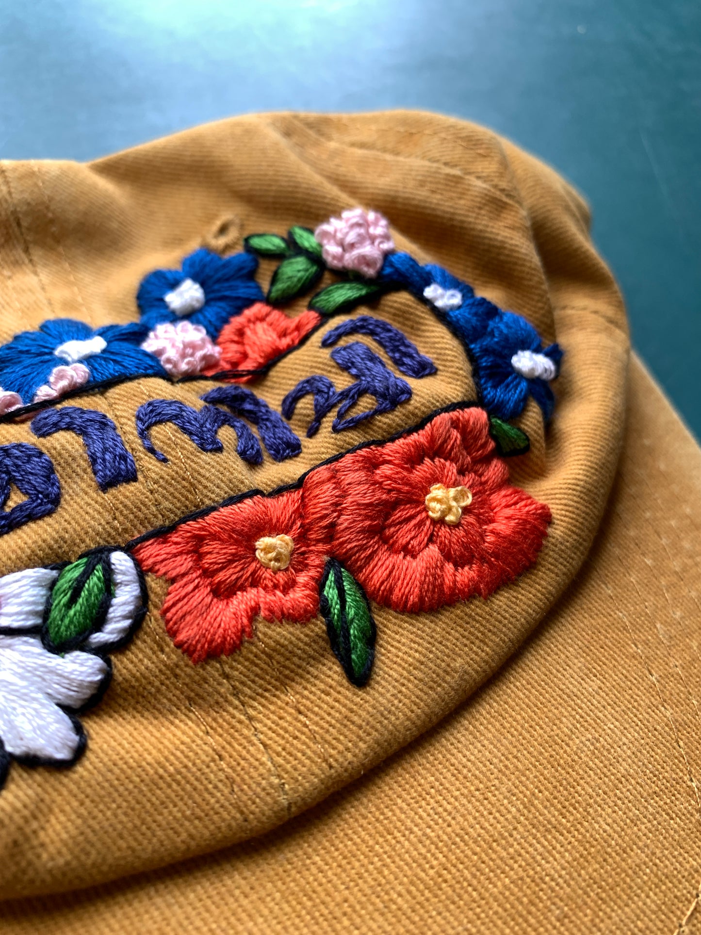 Feminichi Cap