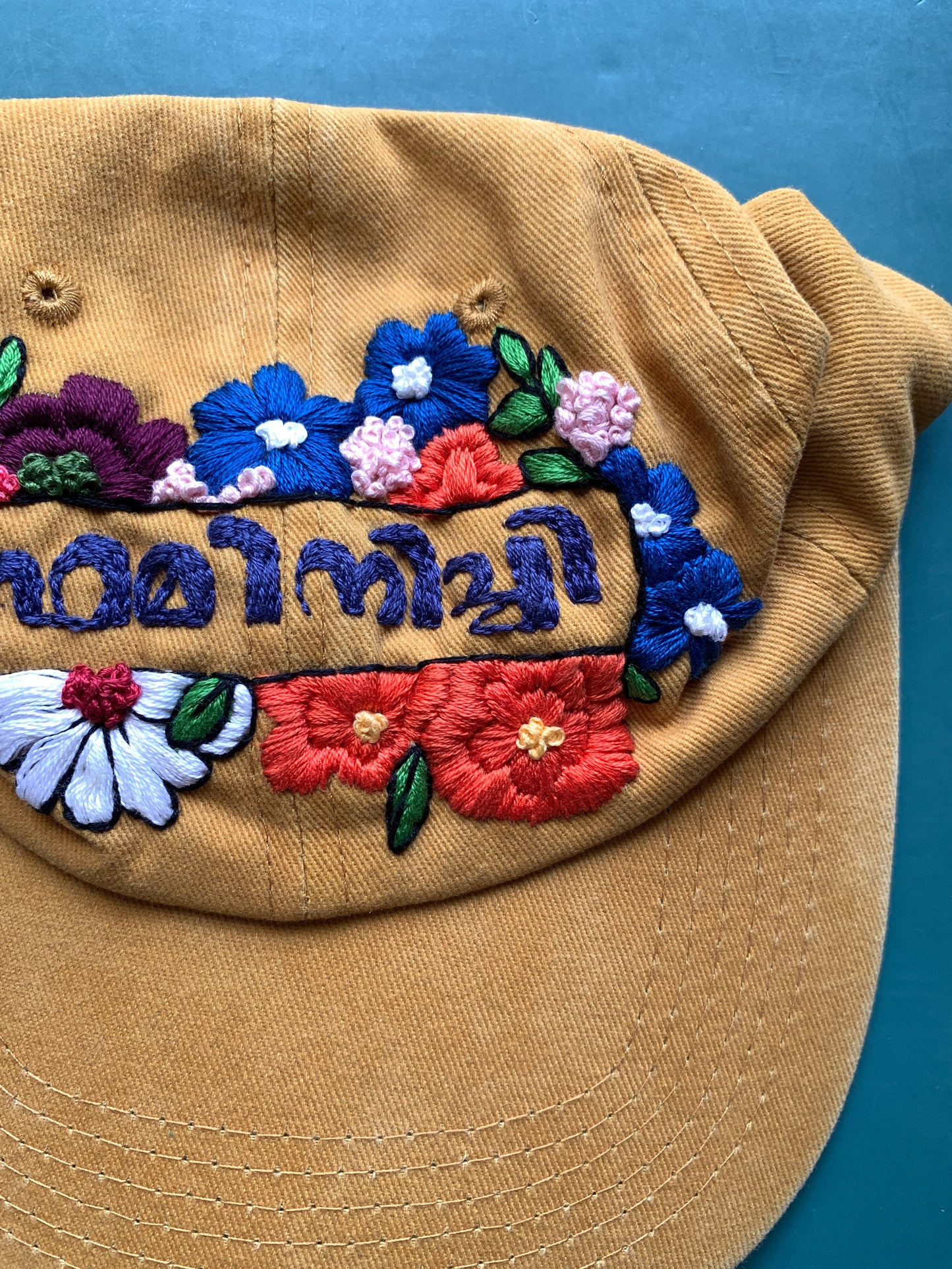 Feminichi Cap