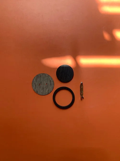 Mini Hoop Brooch (Black) 4 cm