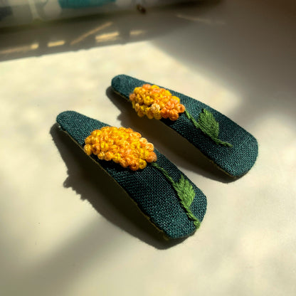 Golden Knots Hairclip Pair