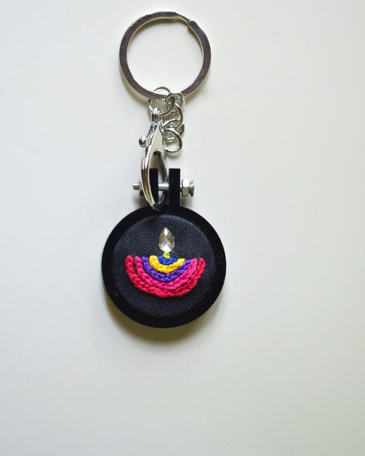 Diya Keychain - Black