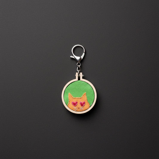 Orange Billy Keychain (5cm)