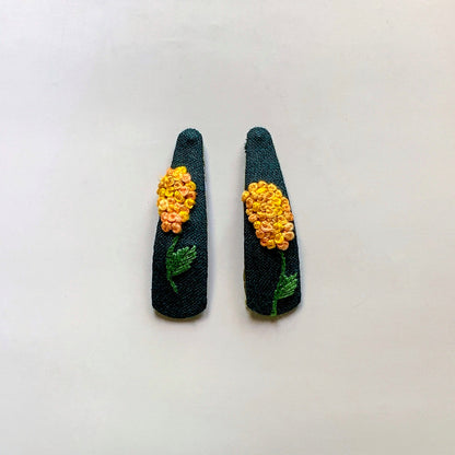 Golden Knots Hairclip Pair
