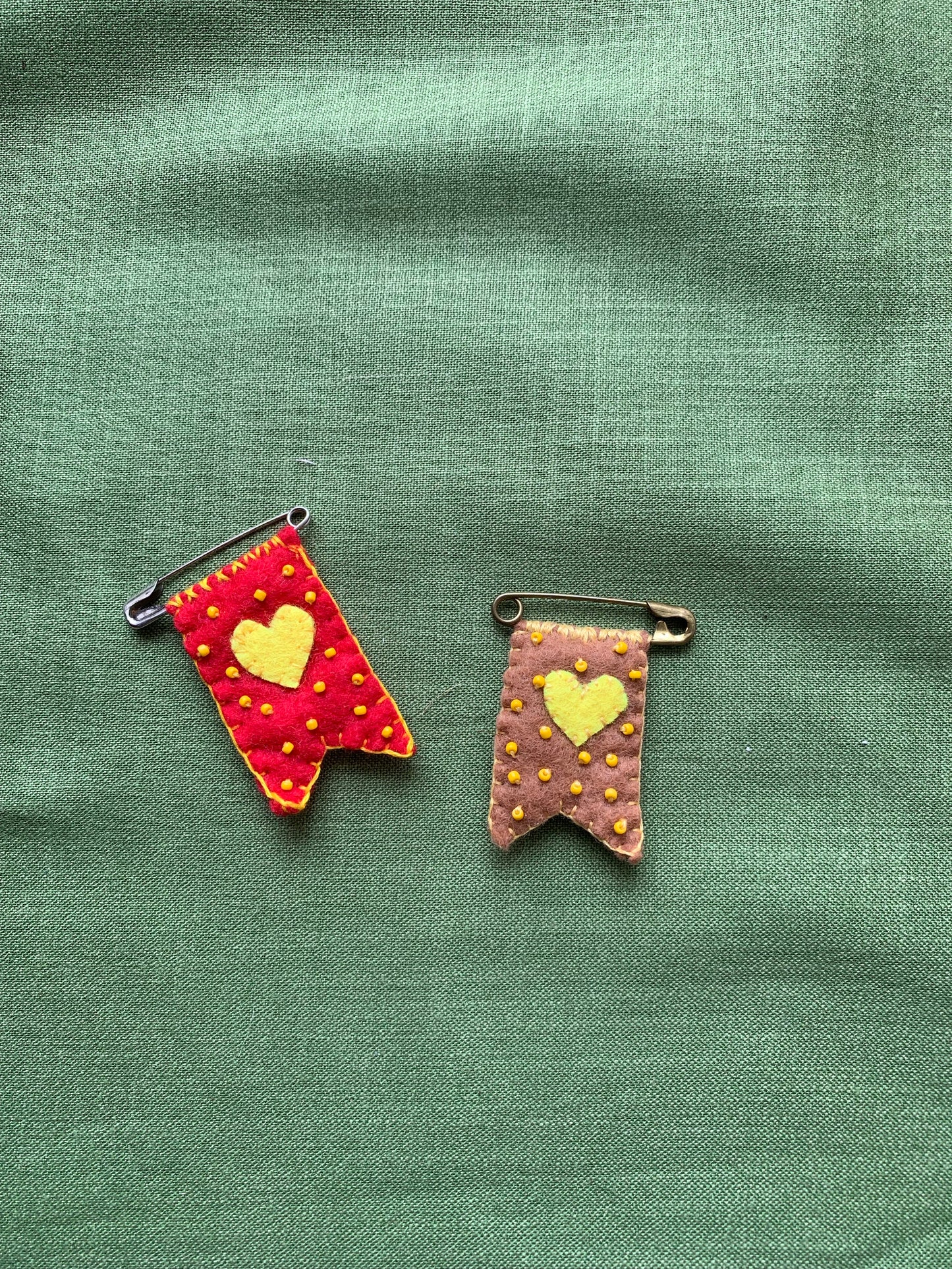 Heart Pin 4.5 x 2.5 cm