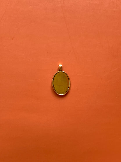 Oval Vertical Pendant Base - Gold