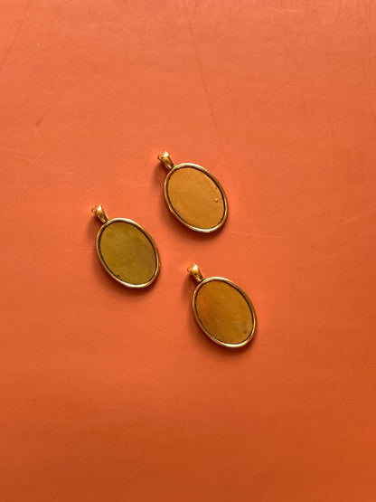 Oval Vertical Pendant Base - Gold
